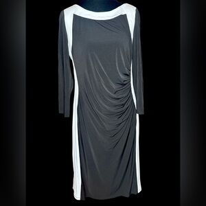 Glamour Black and White Qtr Sleeve midi Dress with ruching on the front, size 10